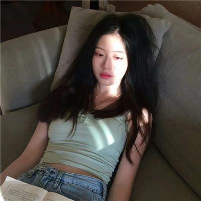 我才不信你是个王子呢